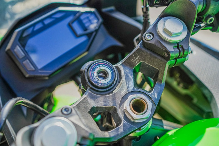 2024 Kawasaki Ninja 500 KRT Edition