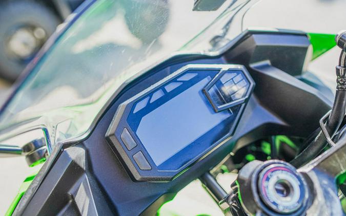 2024 Kawasaki Ninja 500 KRT Edition