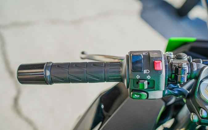 2024 Kawasaki Ninja 500 KRT Edition