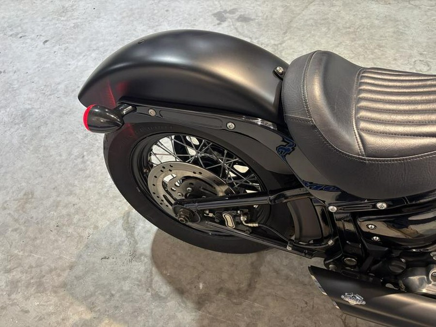 2018 Harley-Davidson® FLSL - Softail® Softail Slim®