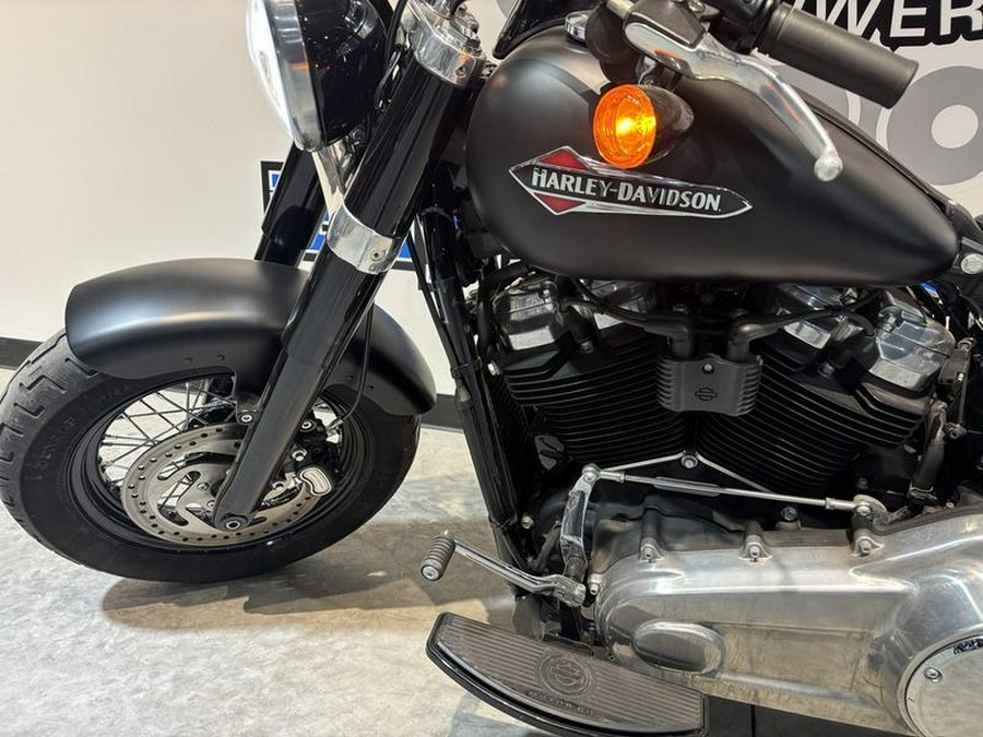 2018 Harley-Davidson® FLSL - Softail® Softail Slim®