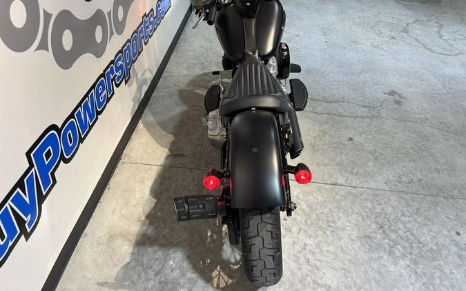 2018 Harley-Davidson® FLSL - Softail® Softail Slim®