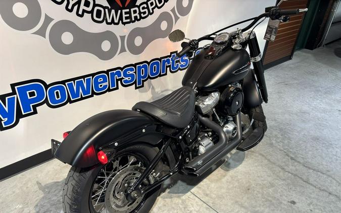 2018 Harley-Davidson® FLSL - Softail® Softail Slim®