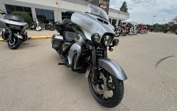 2019 Harley-Davidson® FLHTKSE - CVO™ Limited