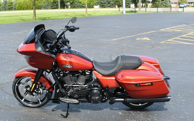 FLTRX 2024 Road Glide™