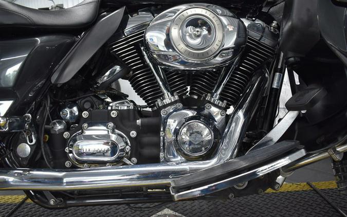 2009 Harley-Davidson Touring FLHTCU - Ultra Classic Electra Glide