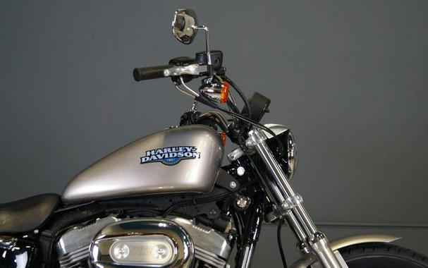 2009 Harley-Davidson® XL883L - 883 Low™