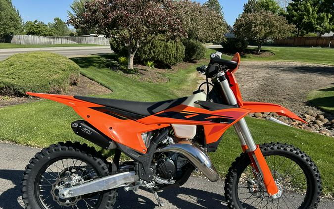 2025 KTM 125 XC