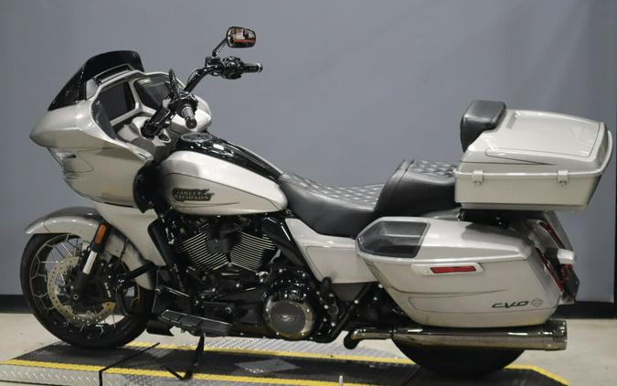 2023 Harley-Davidson® CVO™ Road Glide® FLTRXSE