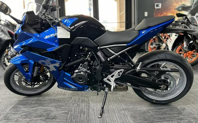 2025 Suzuki GSX-8R