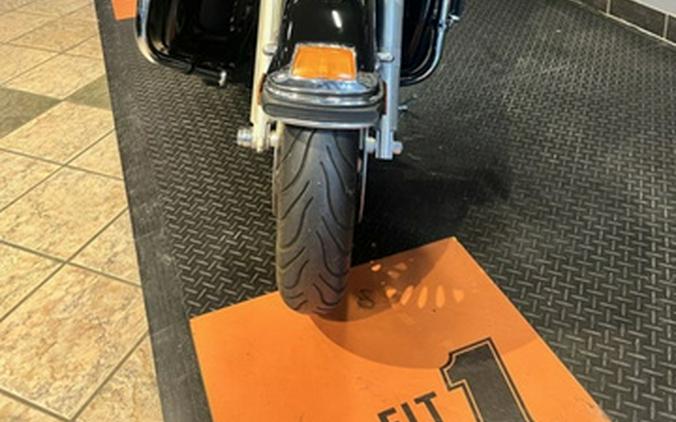 2010 Harley-Davidson FLHTCU - Ultra Classic Electra Glide