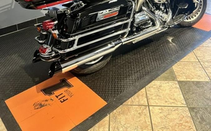 2010 Harley-Davidson FLHTCU - Ultra Classic Electra Glide