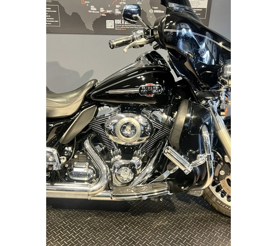 2010 Harley-Davidson FLHTCU - Ultra Classic Electra Glide