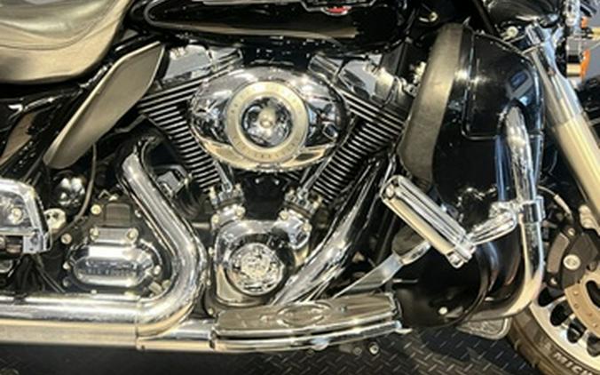 2010 Harley-Davidson FLHTCU - Ultra Classic Electra Glide