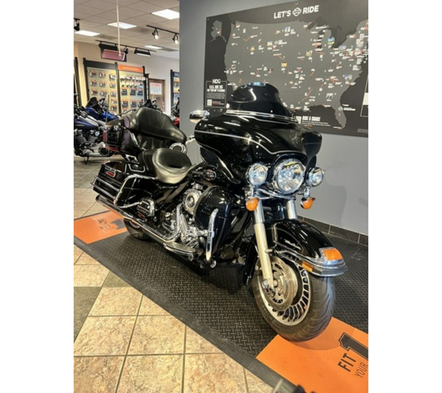 2010 Harley-Davidson FLHTCU - Ultra Classic Electra Glide