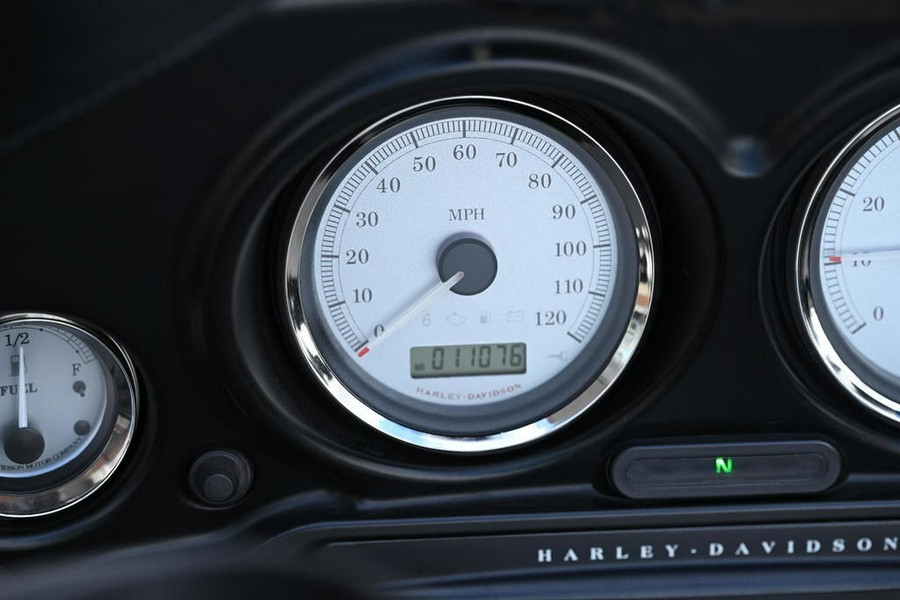 2012 Harley-Davidson® FLHX - Street Glide®