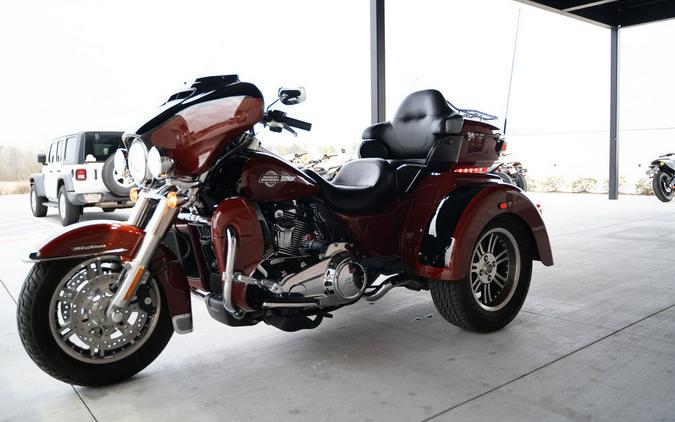 2024 Harley-Davidson® FLHTCUTG - Tri Glide® Ultra