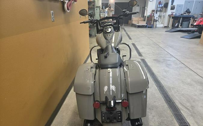 2022 Indian Springfield Dark Horse Quartz Gray
