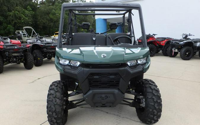 2024 Can-Am™ Defender MAX DPS HD7