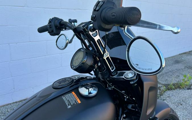 2024 Indian Motorcycle Sport Chief w/ TAB Performance Mufflers and More! [Featured Build]