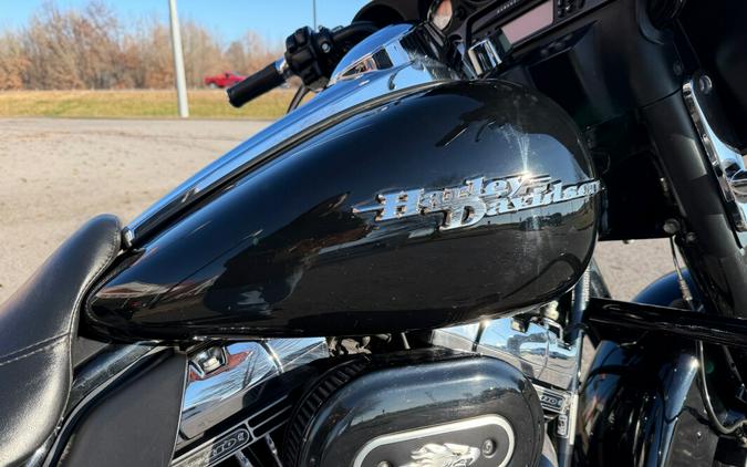 2009 Harley-Davidson® Street Glide® Black