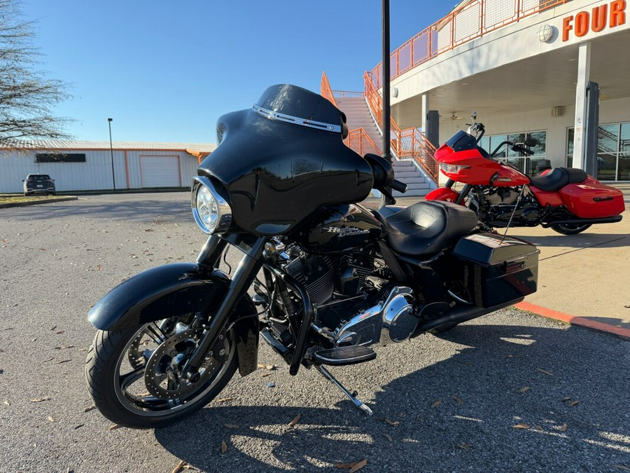 2009 Harley-Davidson® Street Glide® Black