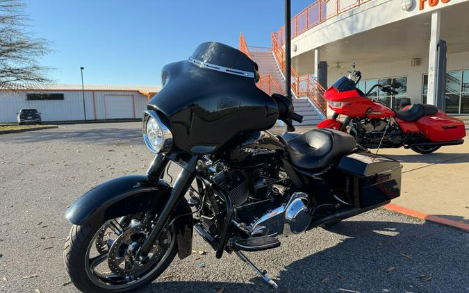 2009 Harley-Davidson® Street Glide® Black