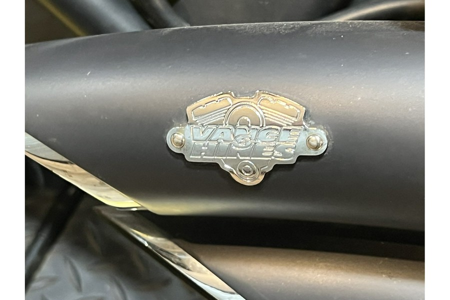 2010 Harley-Davidson® FLSTFB