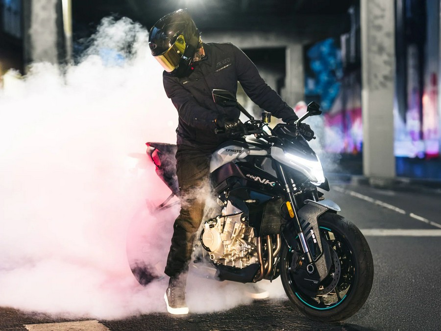 2026 CFMOTO 675NK