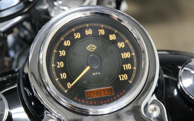 2013 HARLEY DAVIDSON SUPER GLIDE CUSTOM