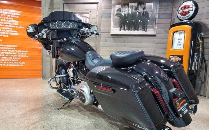 2020 Harley-Davidson® FLHXSE - CVO™ Street Glide®