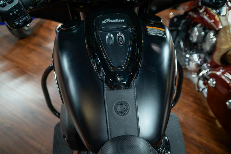 2021 Indian Motorcycle® Chieftain® Dark Horse® Thunder Black Smoke