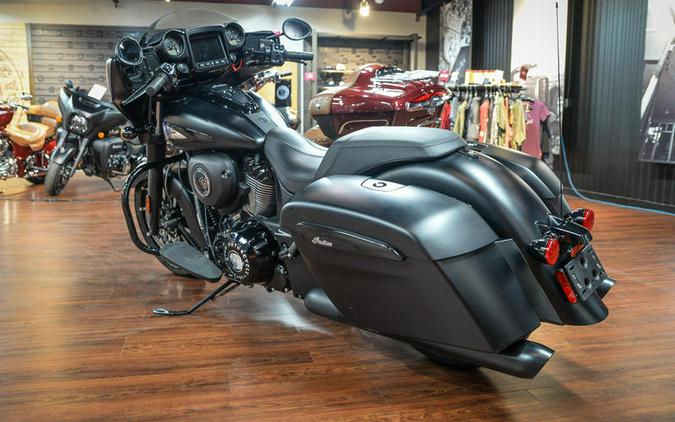 2021 Indian Motorcycle® Chieftain® Dark Horse® Thunder Black Smoke