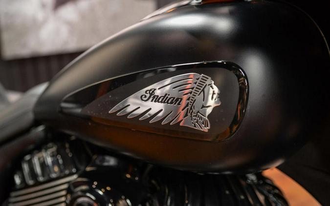 2021 Indian Motorcycle® Chieftain® Dark Horse® Thunder Black Smoke