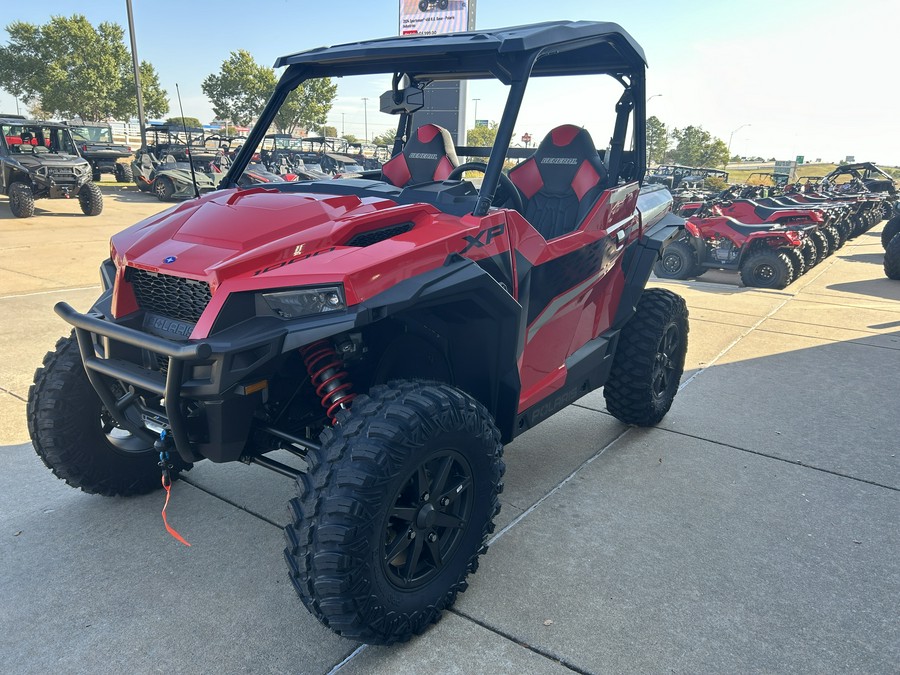 2025 Polaris Industries GENERAL® XP 1000 Premium