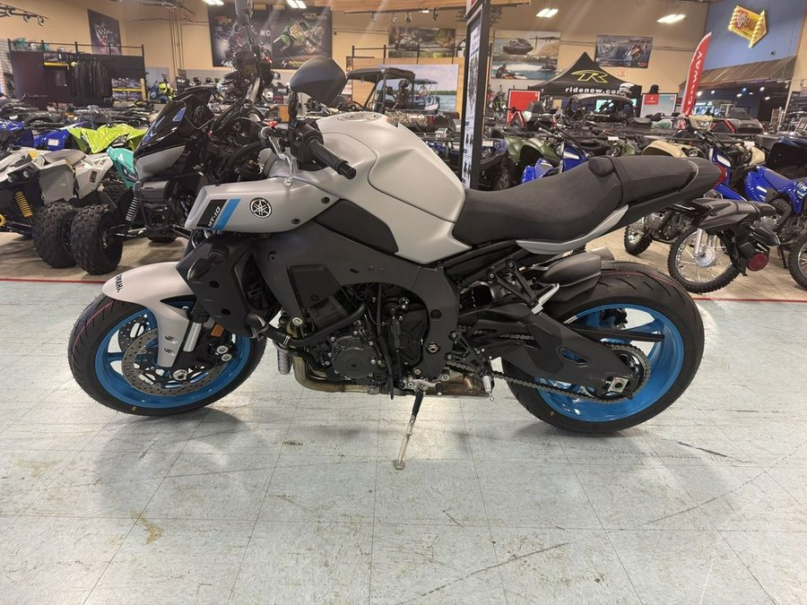 2025 Yamaha MT-10