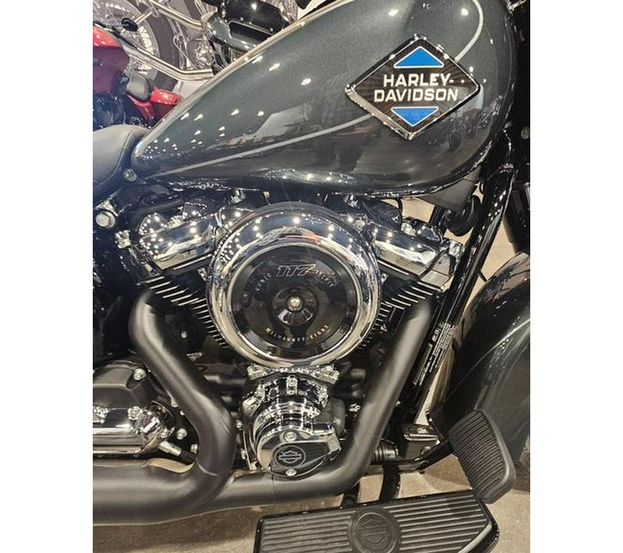 2025 Harley-Davidson® FLHC - Heritage Classic