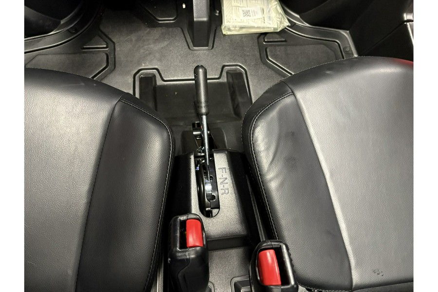 2026 Polaris RZR 200 EFI