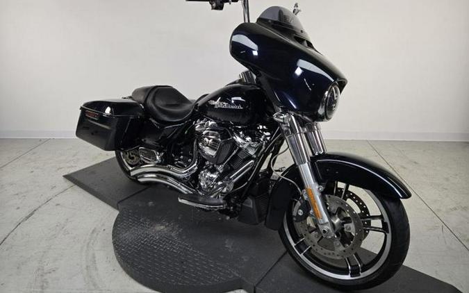 2019 Harley-Davidson® FLHX - Street Glide®