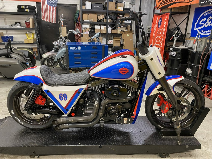 2009 Harley-Davidson® FLHR