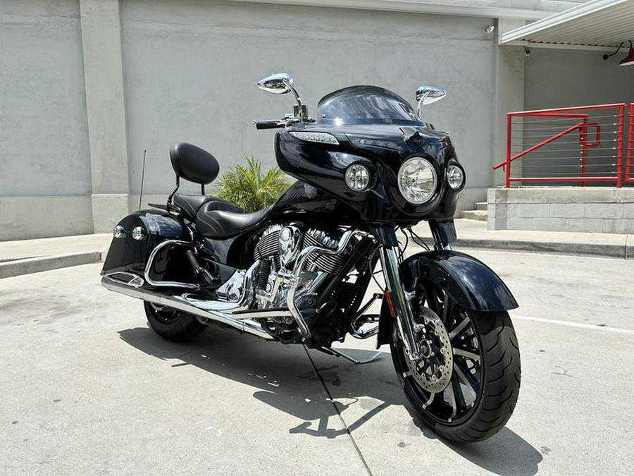 2018 Indian Motorcycle® Chieftain® Limited ABS Thunder Black