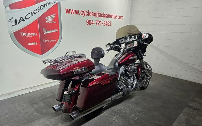 2014 Harley-Davidson FLHXS - Street Glide Special