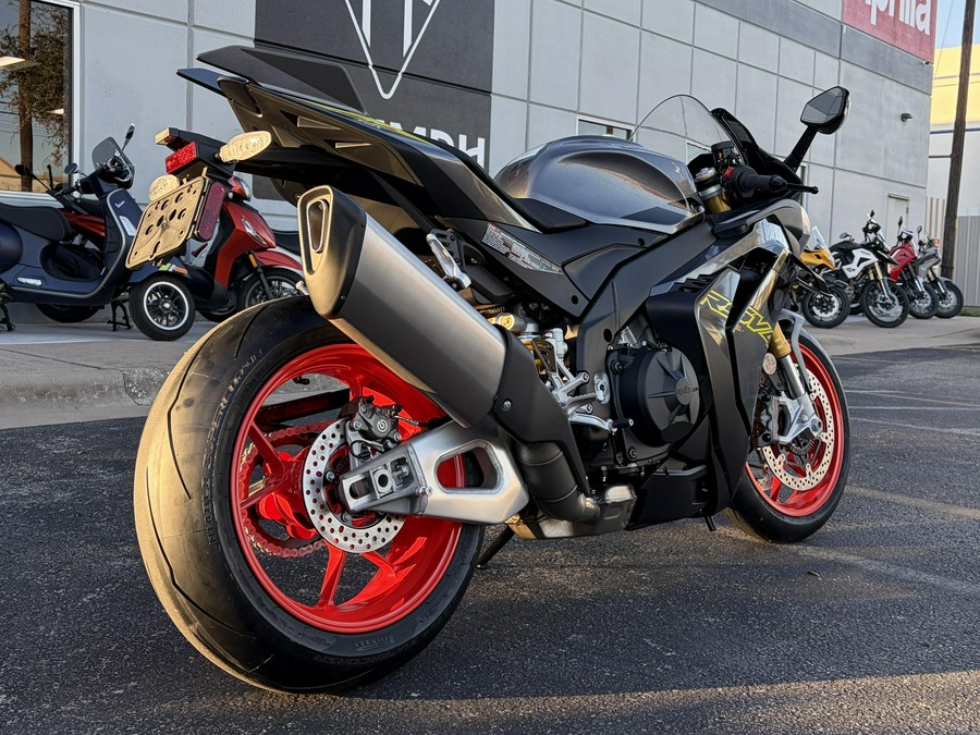 2026 Aprilia RSV4 1100