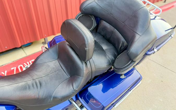 2007 Harley-Davidson® Electra Glide® Ultra Classic® Deep Cobalt Blue