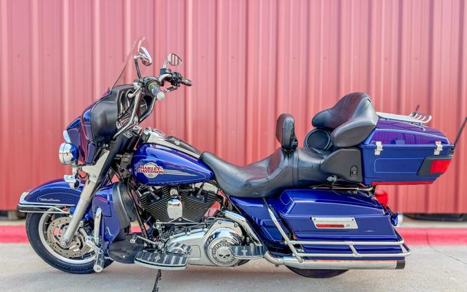 2007 Harley-Davidson® Electra Glide® Ultra Classic® Deep Cobalt Blue