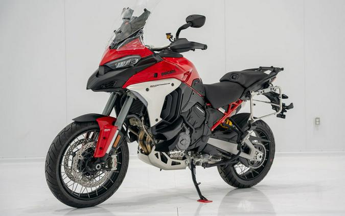 2024 Ducati Multistrada V4 Rally Travel Adventure Red