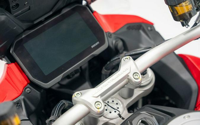2024 Ducati Multistrada V4 Rally Travel Adventure Red