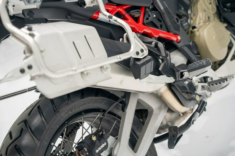 2024 Ducati Multistrada V4 Rally Travel Adventure Red