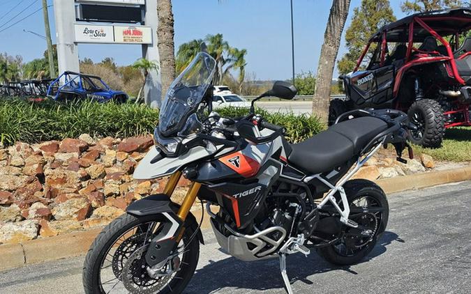 2025 Triumph Tiger 900 Rally Pro Ash Grey / Intense Orange Rally Pro