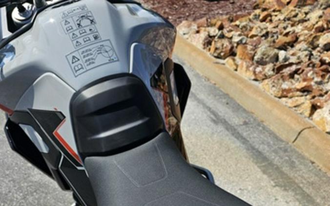 2025 Triumph Tiger 900 Rally Pro Ash Grey / Intense Orange Rally Pro